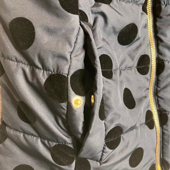 Kenneth Cole Puffer Vest Navy Jacket Womens w/Black Velvet Dots Sz XS - Picture 3 of 11